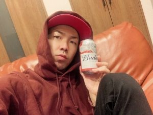 休日はバド
