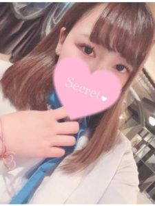 初出勤の明日香さん満員御礼？
