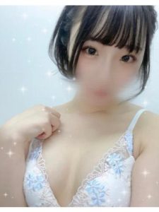 初出勤【大塚理華】早くもご予約完売！