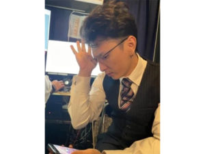 最低、何日出勤など規則はありますか？